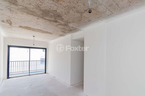 Image 1 - 926481