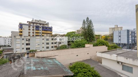 Image 6 - 926558