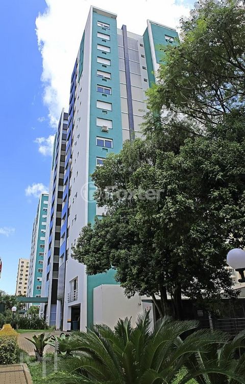 Image 3 - 926560