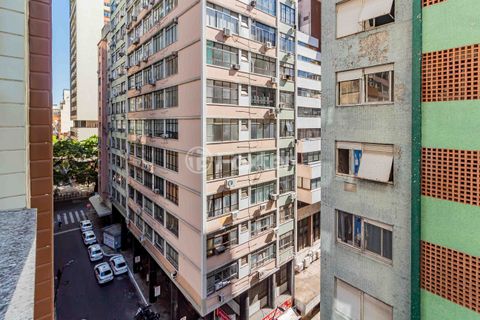 Image 10 - 926561