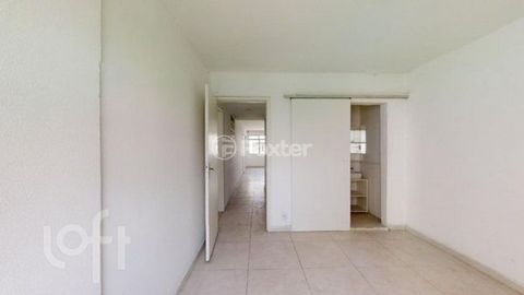 Image 4 - 926587