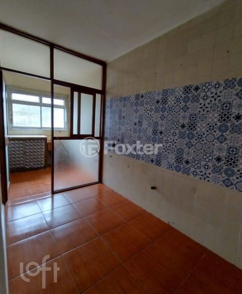 Image 1 - 926626