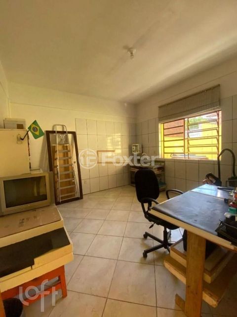 Image 7 - 926661
