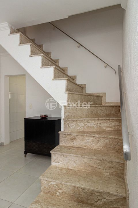 Image 4 - 926712
