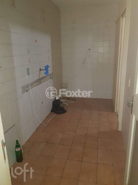 Image 7 - 926739