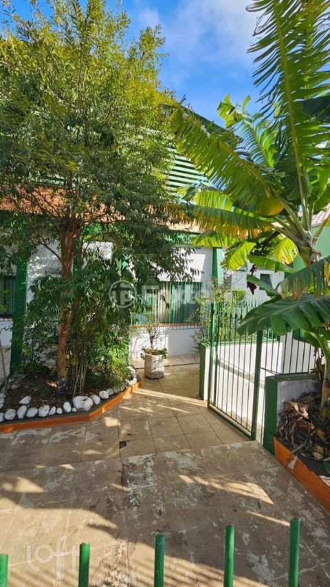 Image 1 - 926776
