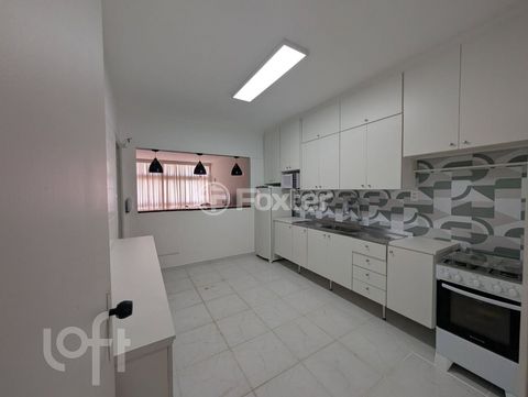 Image 8 - 926842