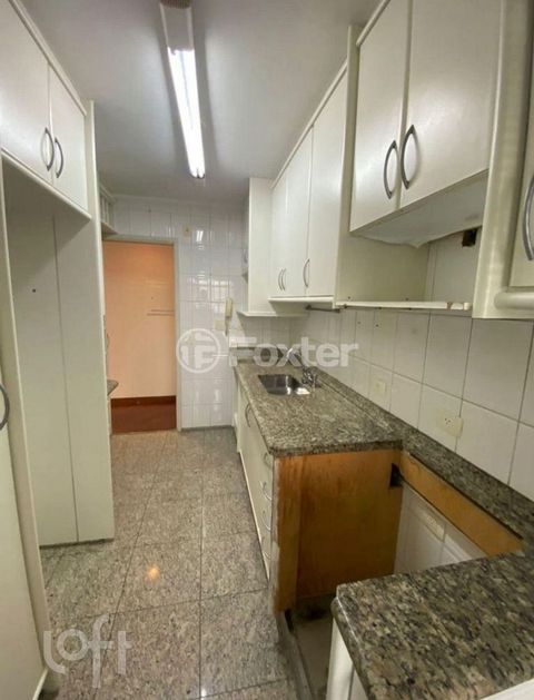 Image 3 - 926843