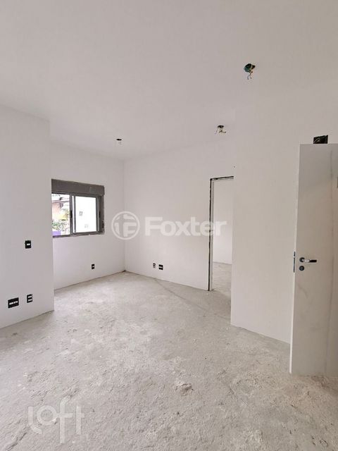Image 3 - 926994