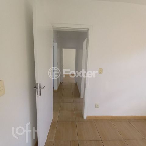 Image 4 - 927039