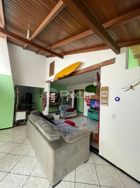 Image 3 - 927066