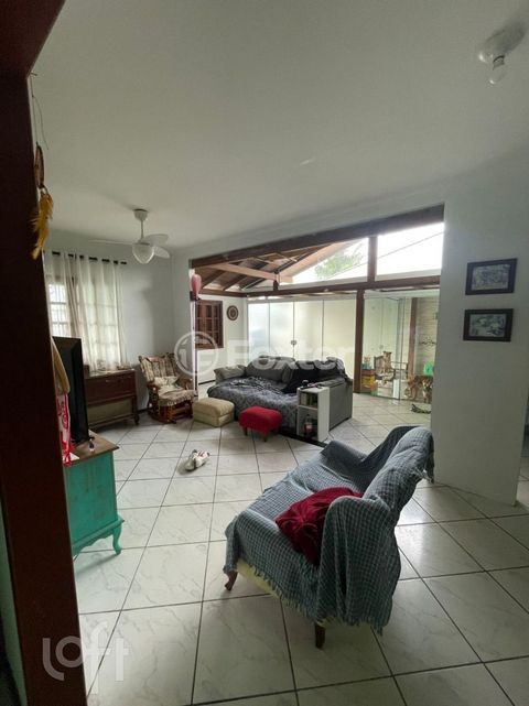 Image 5 - 927066