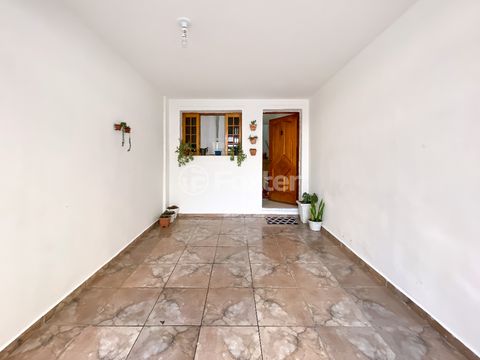 Image 4 - 927341