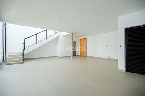 Image 5 - 927345