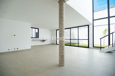 Image 3 - 927345