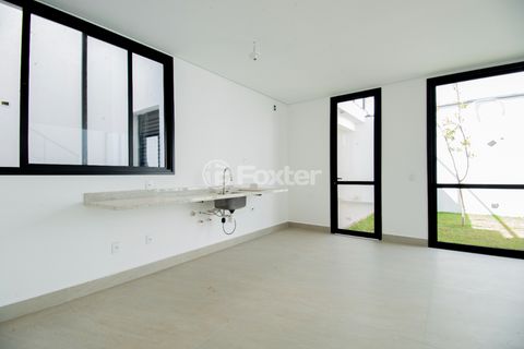 Image 7 - 927345