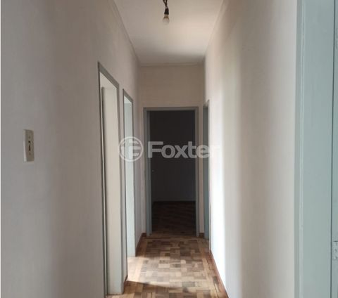 Image 3 - 927385