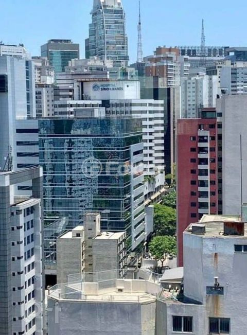 Image 13 - 927396