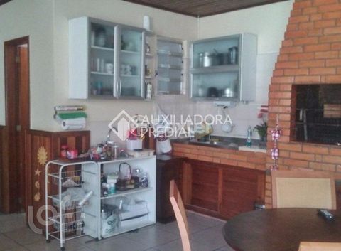 Image 5 - 927410
