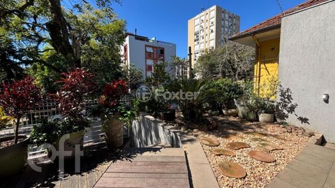 Image 5 - 927415