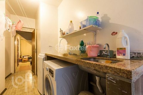 Image 11 - 927416