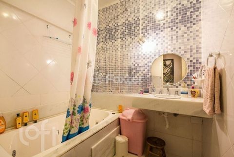 Image 13 - 927416