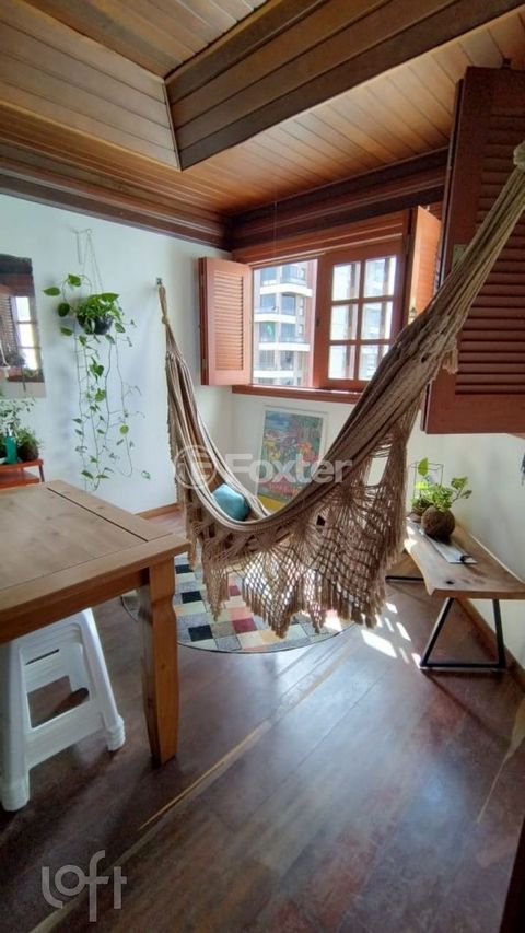 Image 5 - 927448