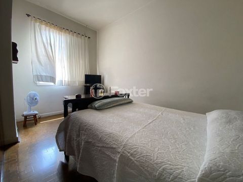 Image 7 - 927527