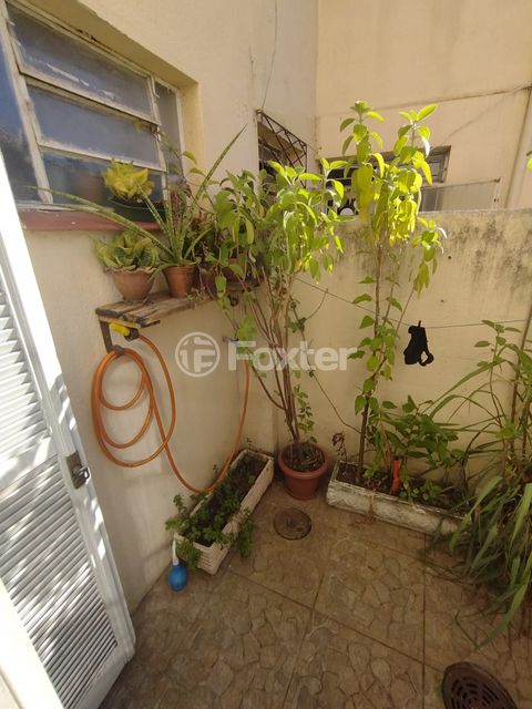 Image 7 - 927578