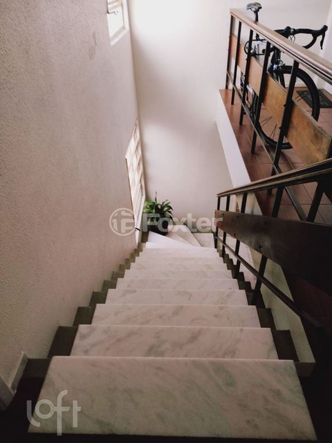 Image 3 - 927607