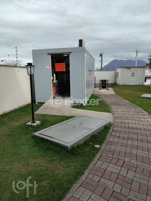 Image 9 - 927626