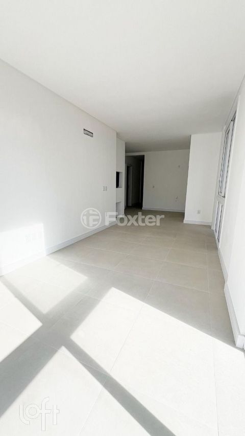 Image 4 - 927713