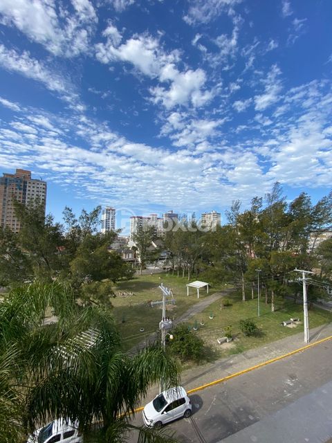 Image 7 - 927732