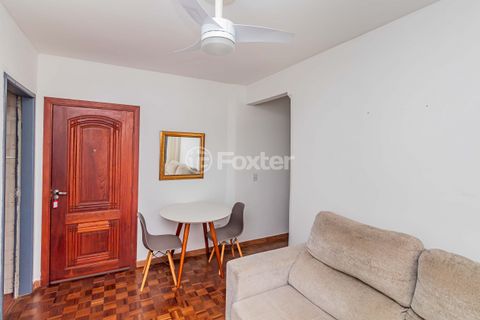 Image 4 - 927815