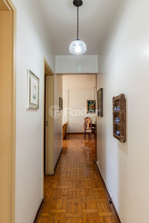 Image 7 - 927860