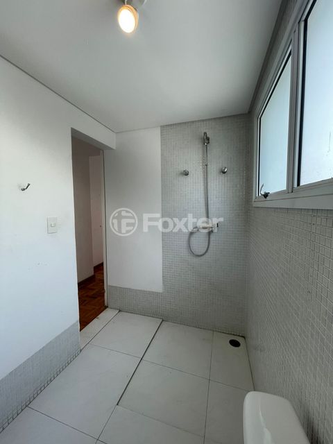 Image 7 - 927878