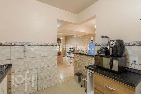 Image 3 - 928053