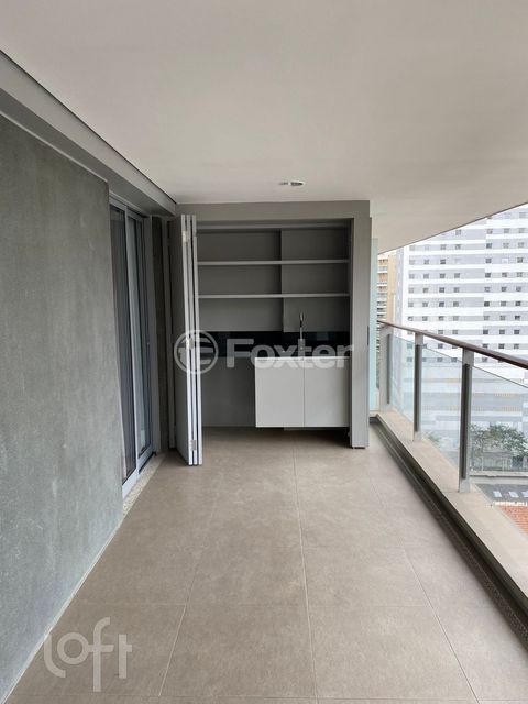 Image 3 - 928063