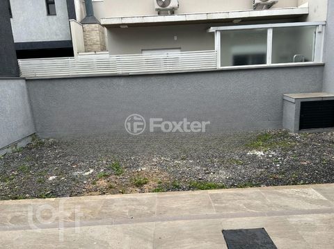 Image 7 - 928067
