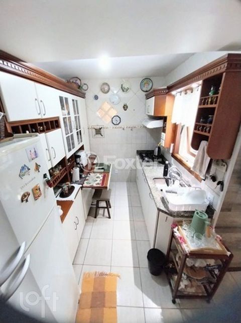 Image 7 - 928095