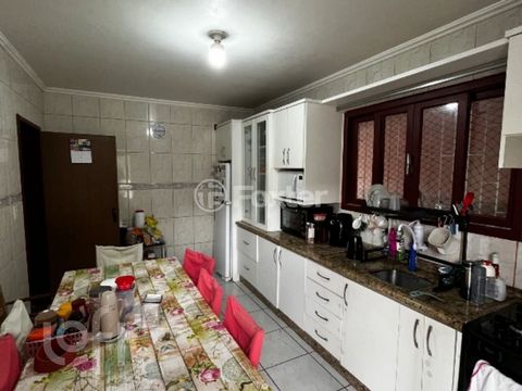 Image 5 - 928100