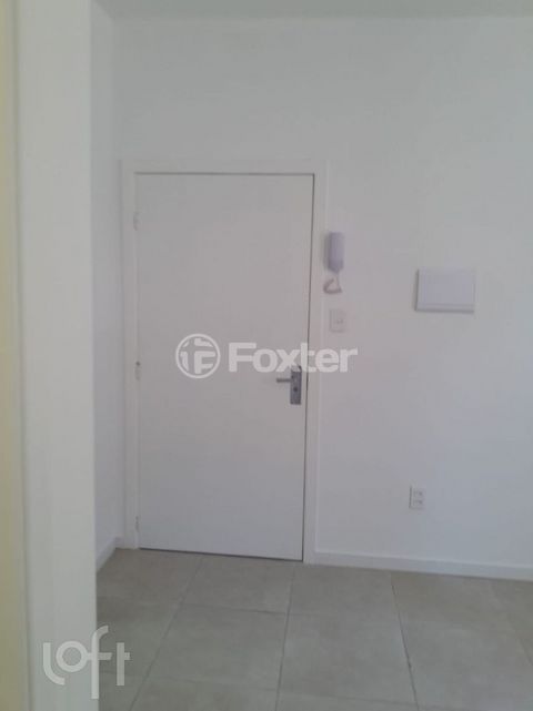 Image 7 - 928108