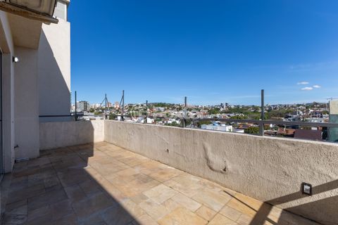 Image 18 - 928115