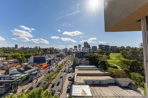 Image 14 - 928115