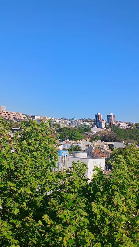 Image 6 - 928115
