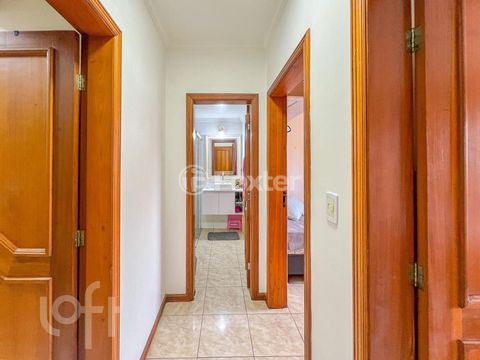 Image 3 - 928188