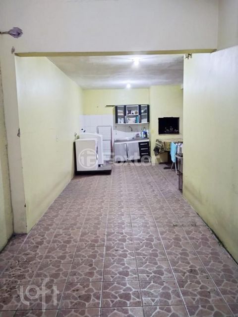 Image 4 - 928237