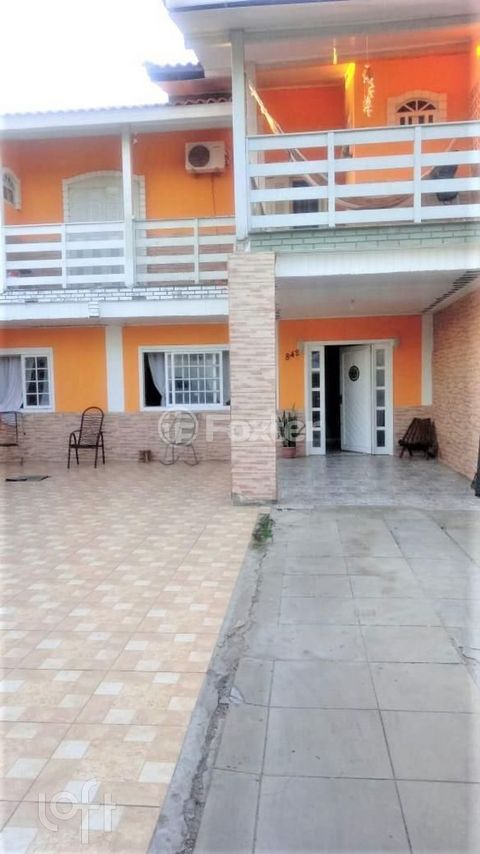 Image 7 - 928242