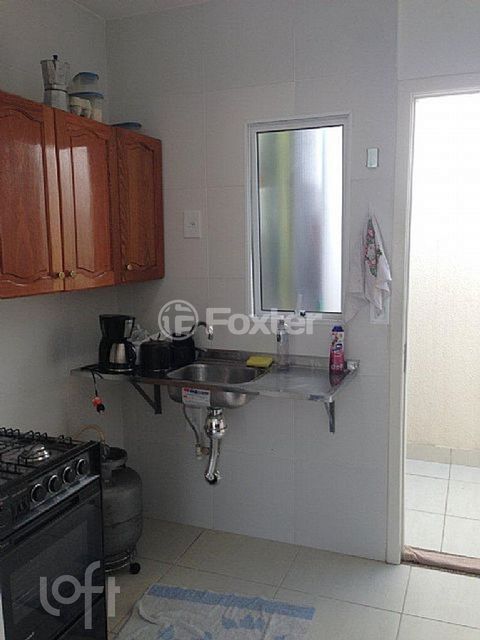 Image 7 - 928244