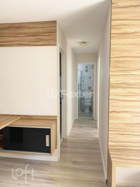 Image 4 - 928253